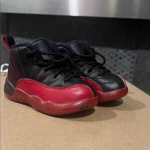 Jordan Kids Black and Red Sneakers